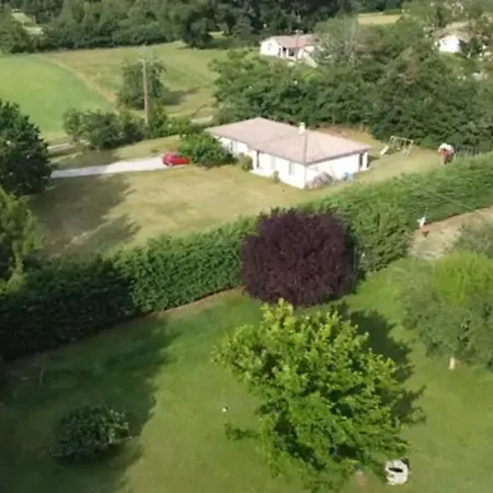 펜션 Charmante Dependance 코사드