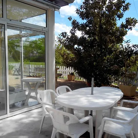 펜션 Charmante Dependance 코사드