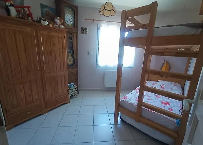 Charmante Dépendance Сasa de vacaciones