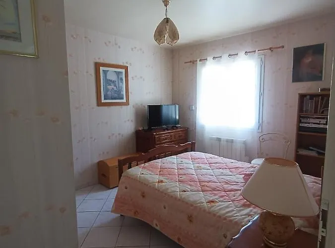 Сasa de vacaciones Charmante Dépendance *