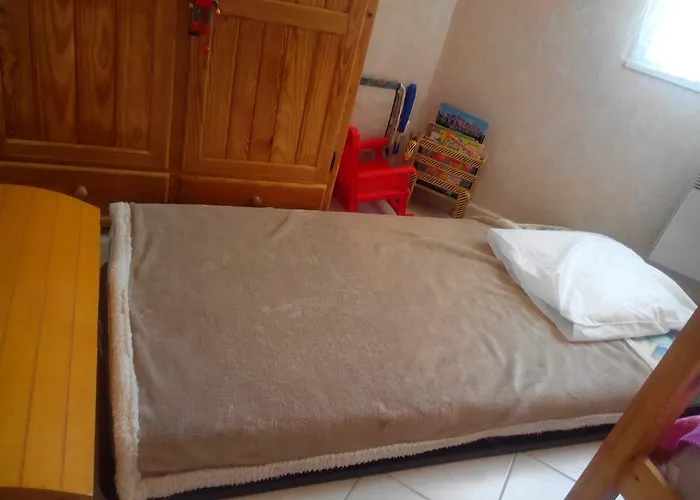 Charmante Dépendance Caussade